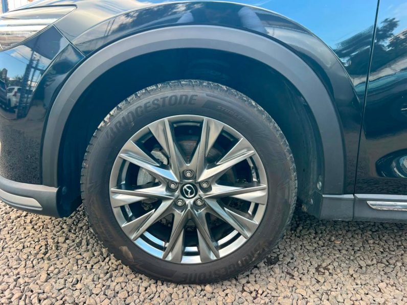 
								Mazda CX-8 full									