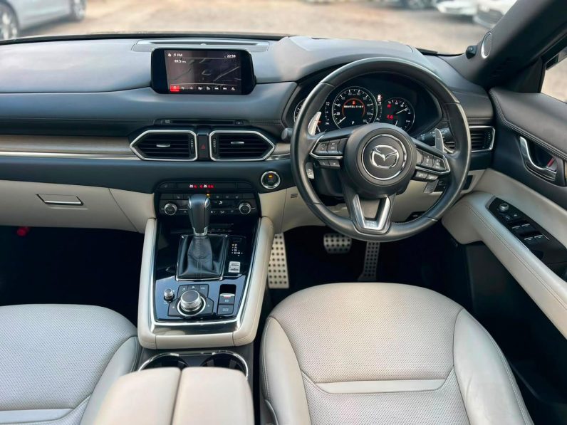 
								Mazda CX-8 full									