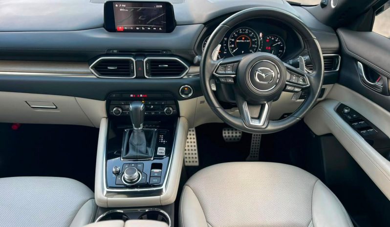 
								Mazda CX-8 full									
