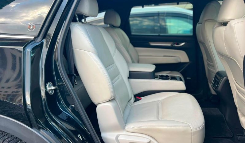 
								Mazda CX-8 full									
