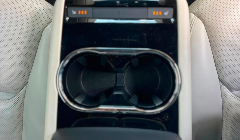 
								Mazda CX-8 full									
