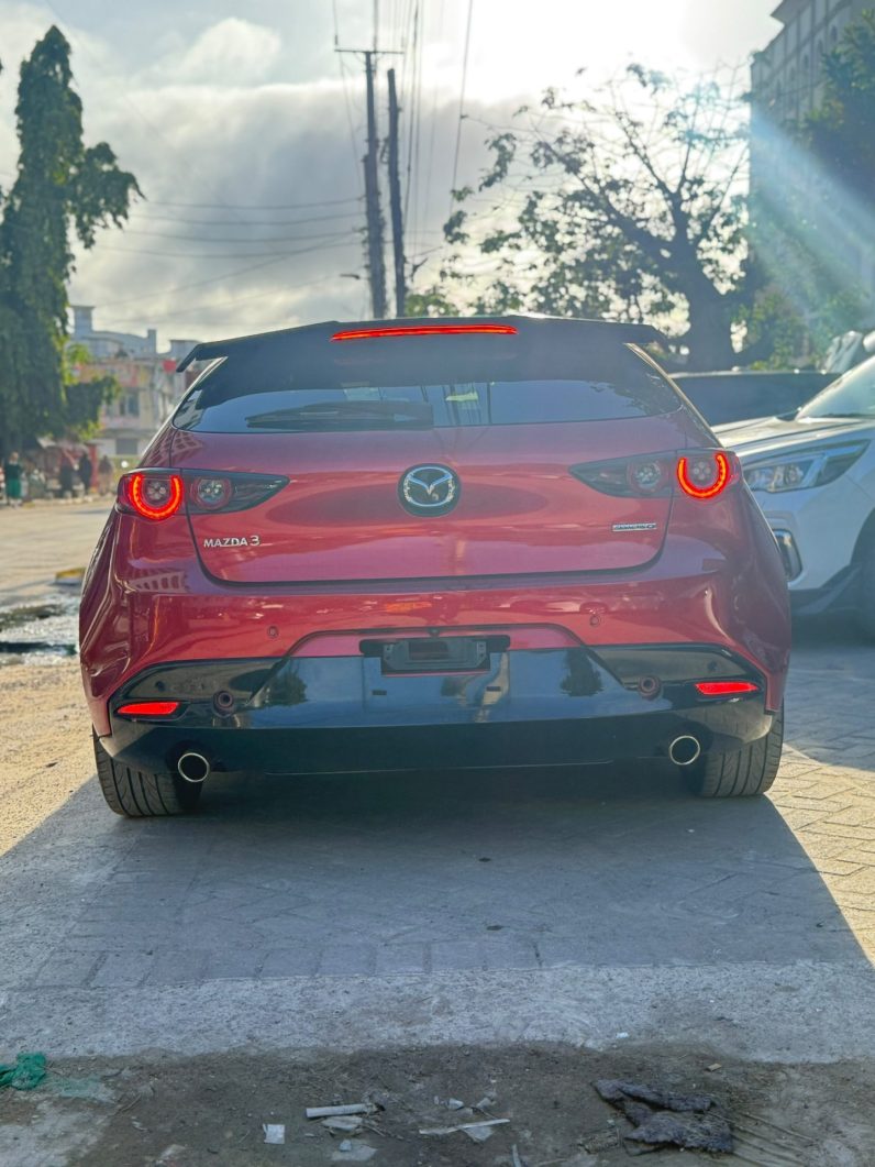 
								Mazda 3 full									