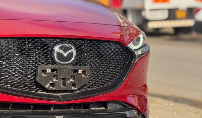 
								Mazda 3 full									