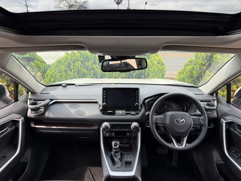 
								Toyota Rav4 full									
