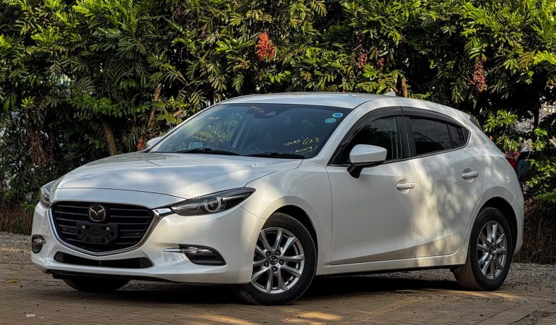 
								Mazda Axela full									