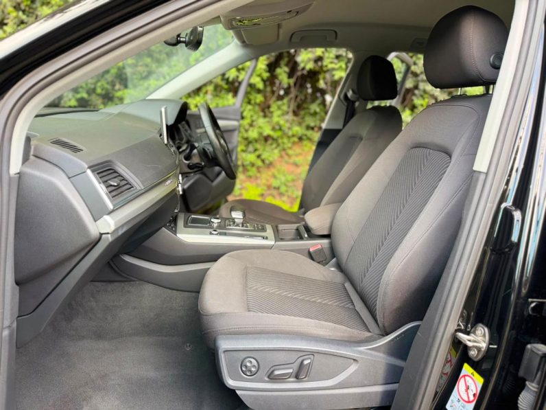 
								Audi Q5 full									