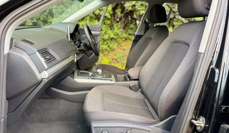 
								Audi Q5 full									