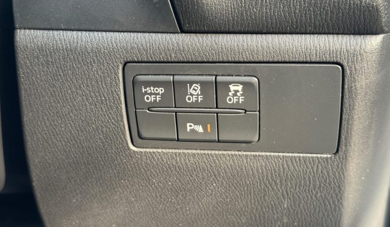 
								Mazda Axela full									