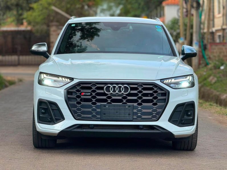
								Audi SQ5 full									