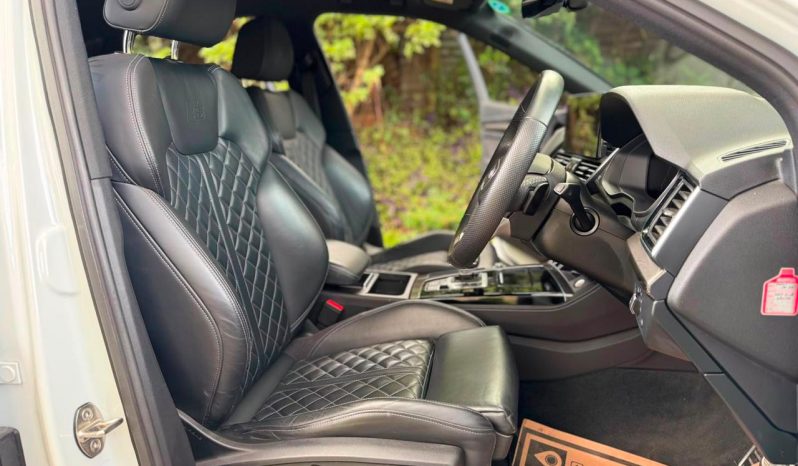 
								Audi SQ5 full									