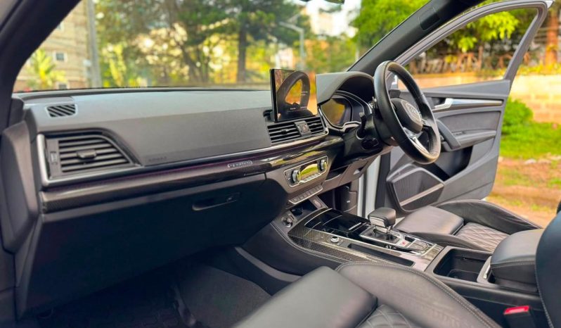
								Audi SQ5 full									