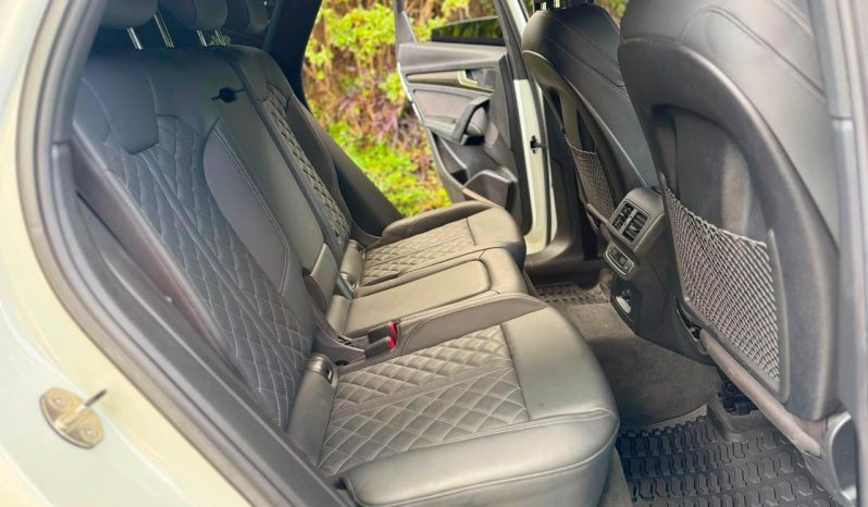
								Audi SQ5 full									