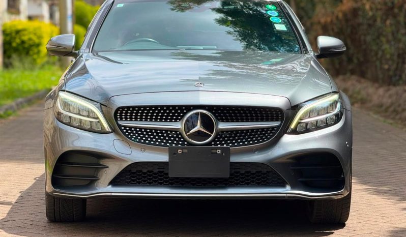 
								Mercedes Benz C180 full									