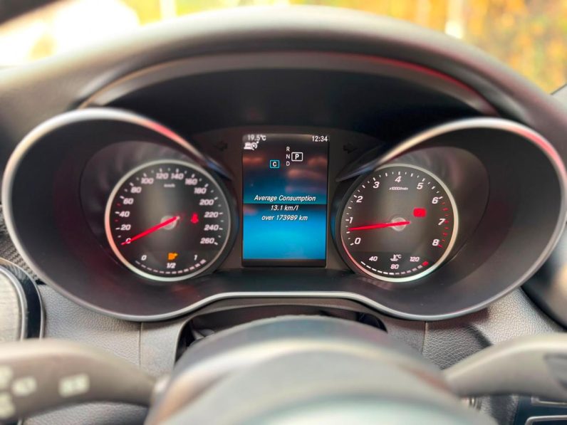 
								Mercedes Benz C180 full									