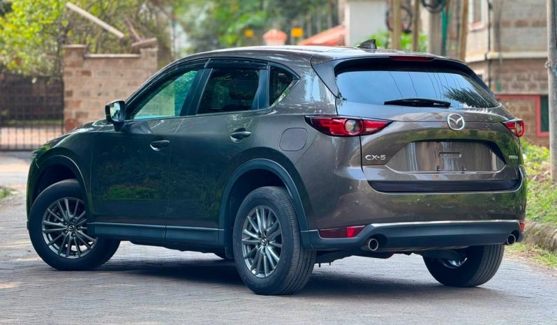 
								Mazda CX-5 full									