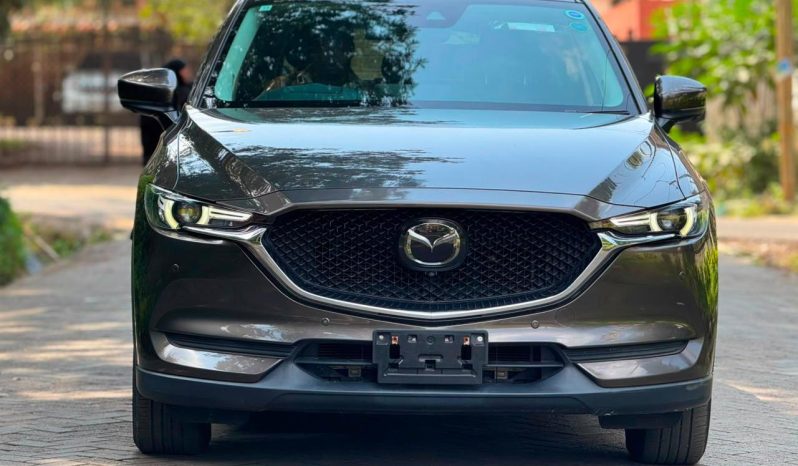 
								Mazda CX-5 full									