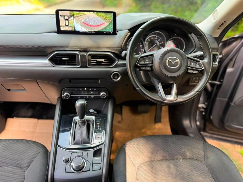 
								Mazda CX-5 full									