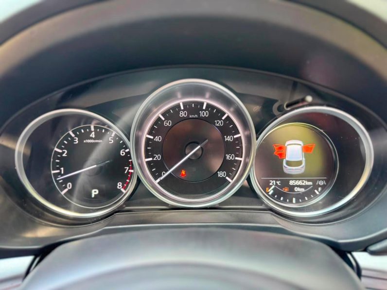 
								Mazda CX-5 full									