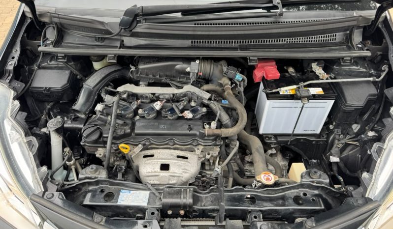 
								Toyota Vitz full									