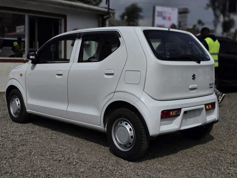 
								Suzuki Alto full									