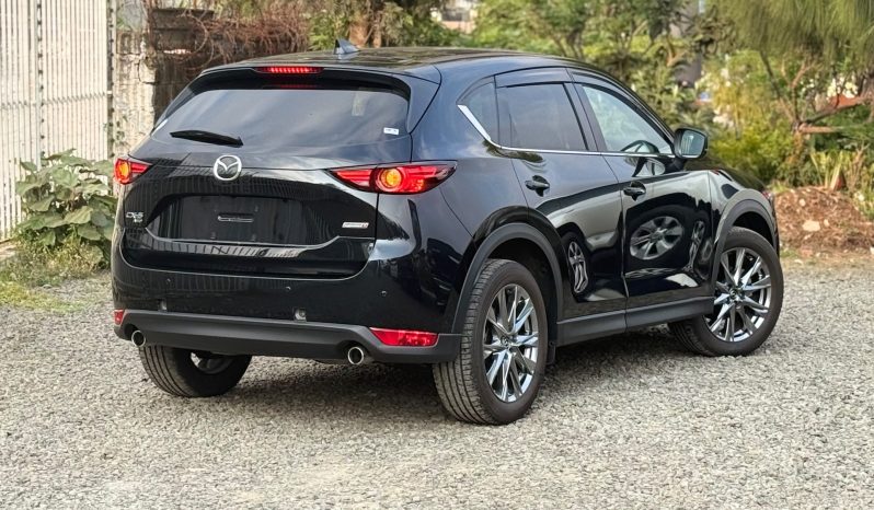 
								Mazda CX-5 full									