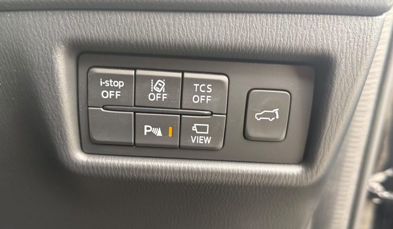 
								Mazda CX-5 full									