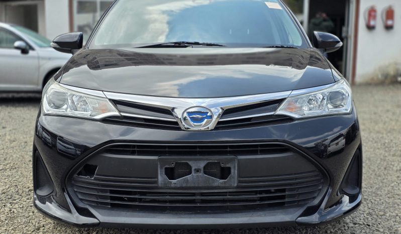 
								Toyota Axio full									