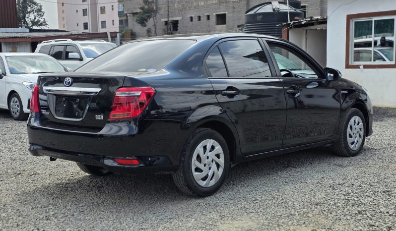 
								Toyota Axio full									