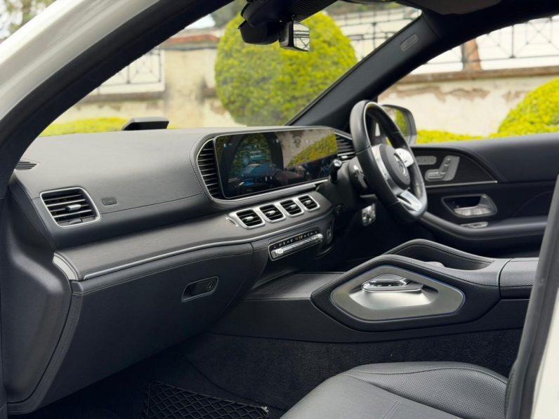 
								Mercedes Benz GLE400d full									