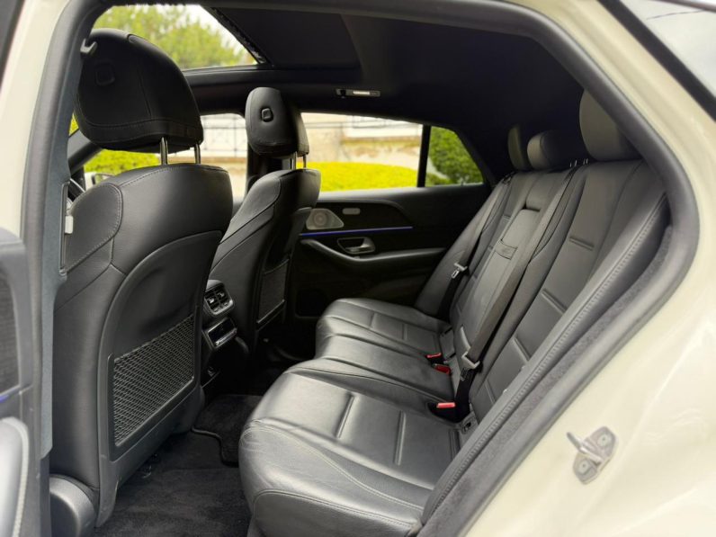 
								Mercedes Benz GLE400d full									