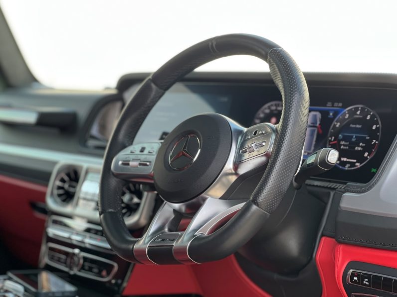 
								Mercedes Benz G63 full									