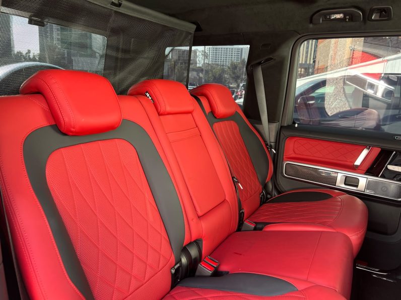 
								Mercedes Benz G63 full									