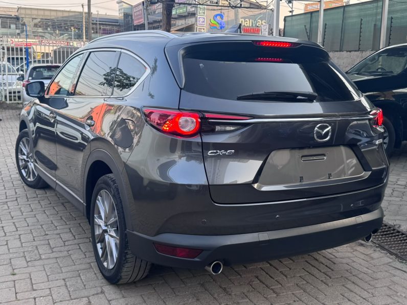 
								Mazda CX-8 full									