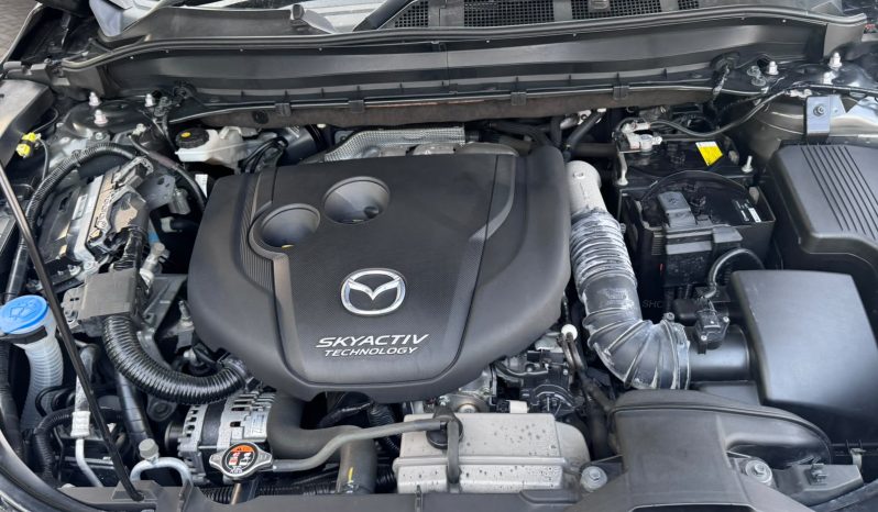 
								Mazda CX-8 full									