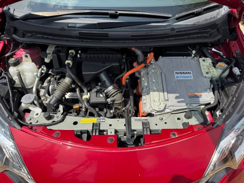 
								Nissan Note full									