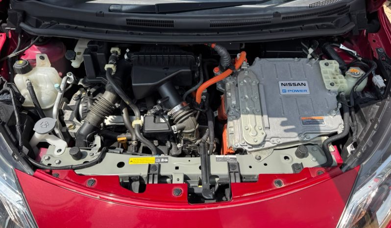 
								Nissan Note full									