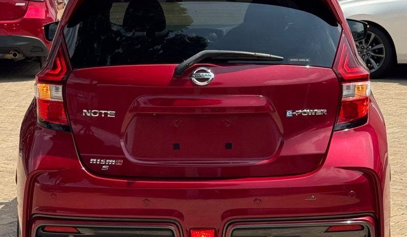 
								Nissan Note full									