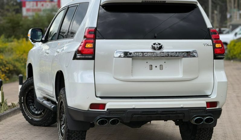 
								Toyota Landcruiser Prado TXL full									