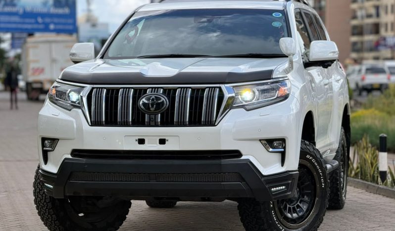 
								Toyota Landcruiser Prado TXL full									