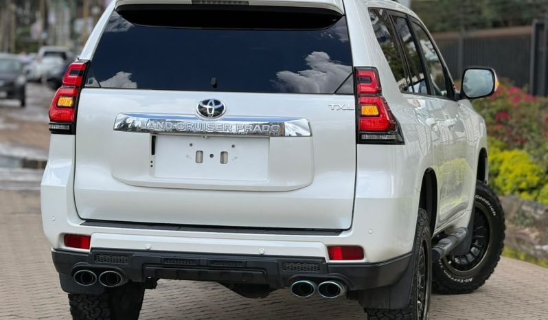 
								Toyota Landcruiser Prado TXL full									