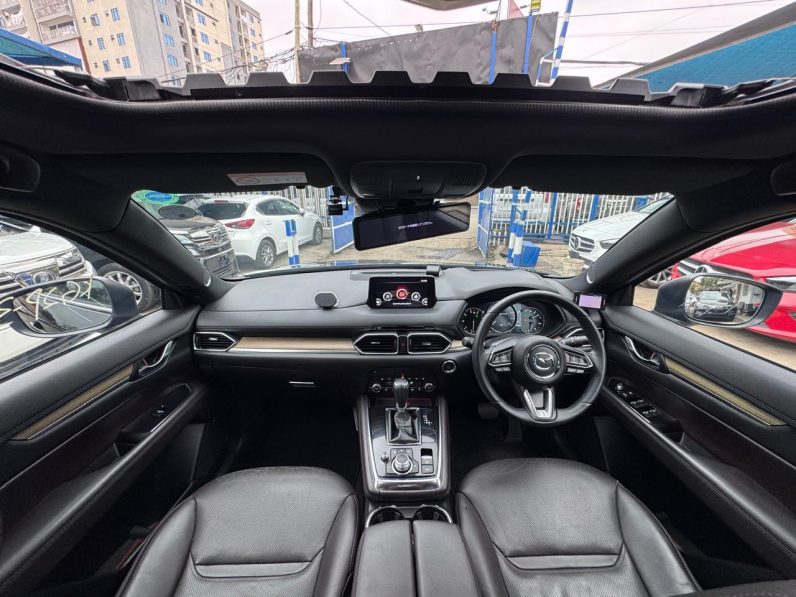 
								Mazda CX-8 full									