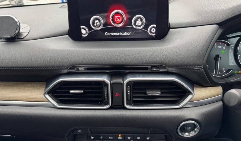 
								Mazda CX-8 full									
