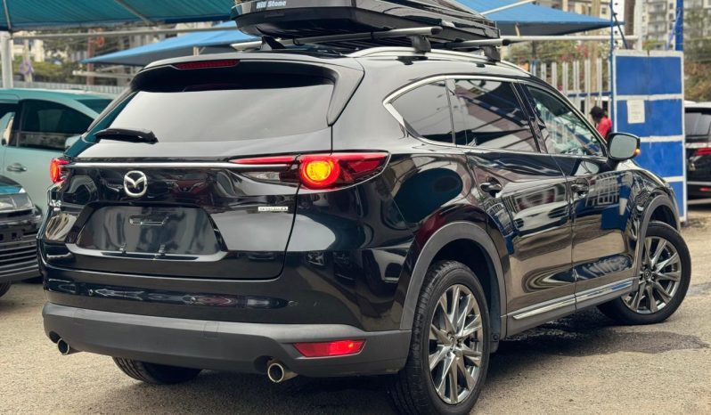 
								Mazda CX-8 full									