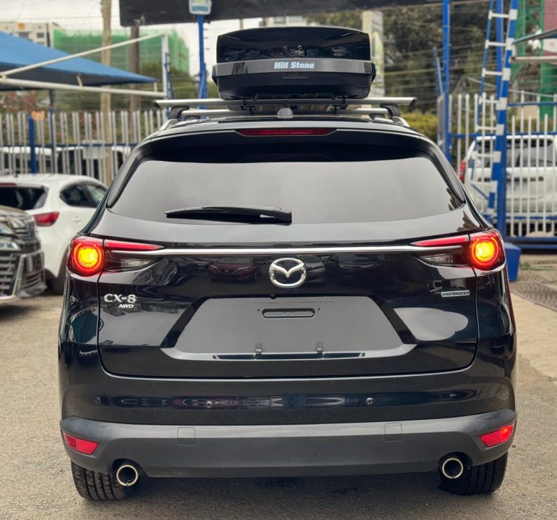 
								Mazda CX-8 full									