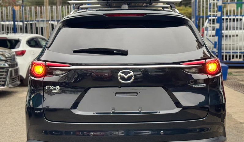 
								Mazda CX-8 full									