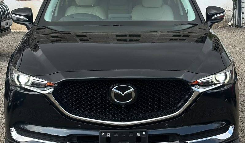 
								Mazda CX-5 full									
