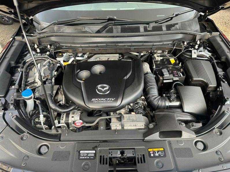 
								Mazda CX-5 full									