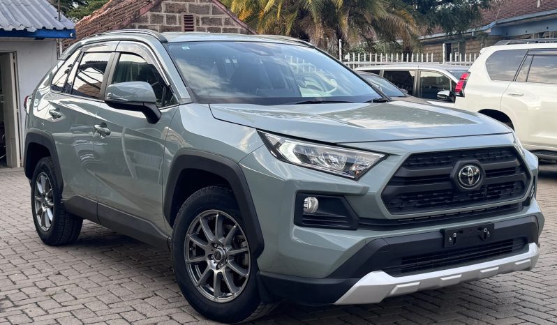 
								Toyota Rav4 full									