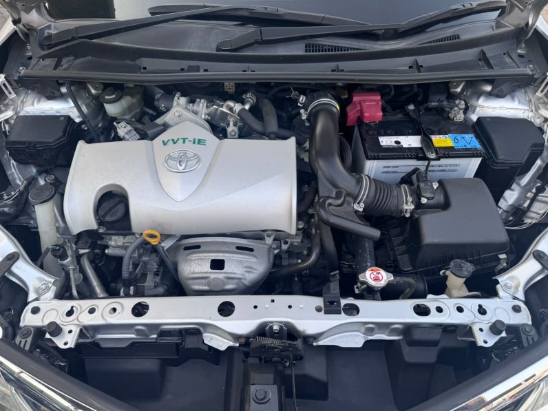
								Toyota Axio full									