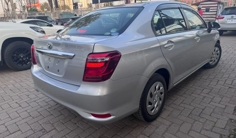 
								Toyota Axio full									